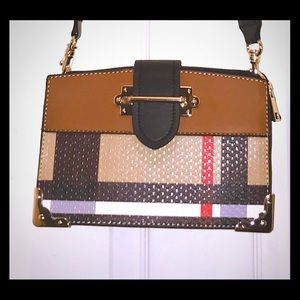 Small size Crossbody